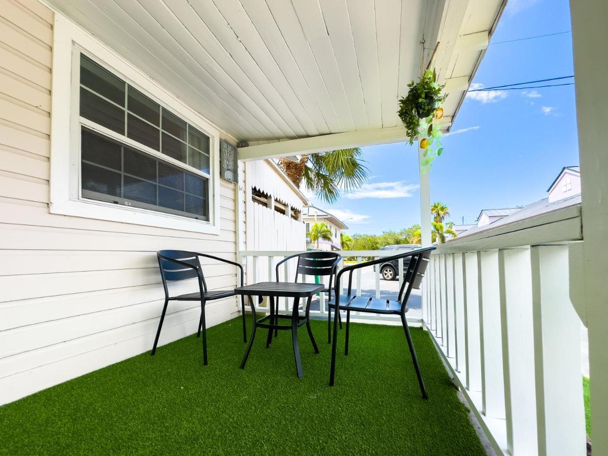 2B1B Stylish Little House W Shared Pool 511 Villa Clearwater Exteriör bild