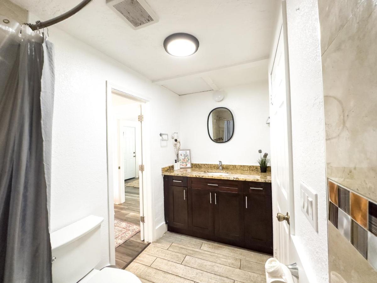 2B1B Stylish Little House W Shared Pool 511 Villa Clearwater Exteriör bild